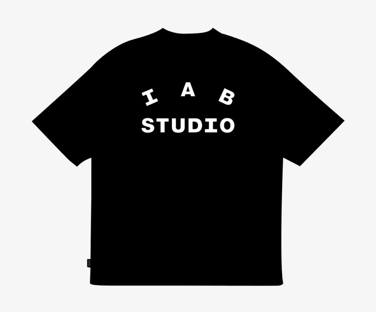 【IAB STUDIO】 IAB Studio T-Shirt White Navy IAB Studio 10th Anniversary T-Shirts Pack White & Black (2